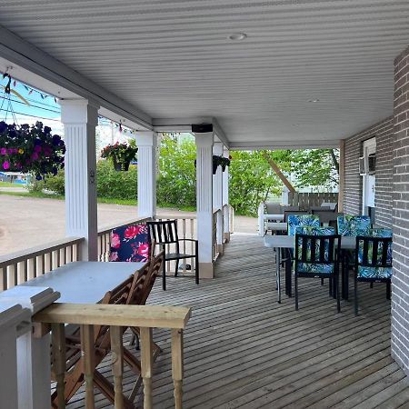 Harbourview Inn And Suites 
シドニー エクステリア 写真